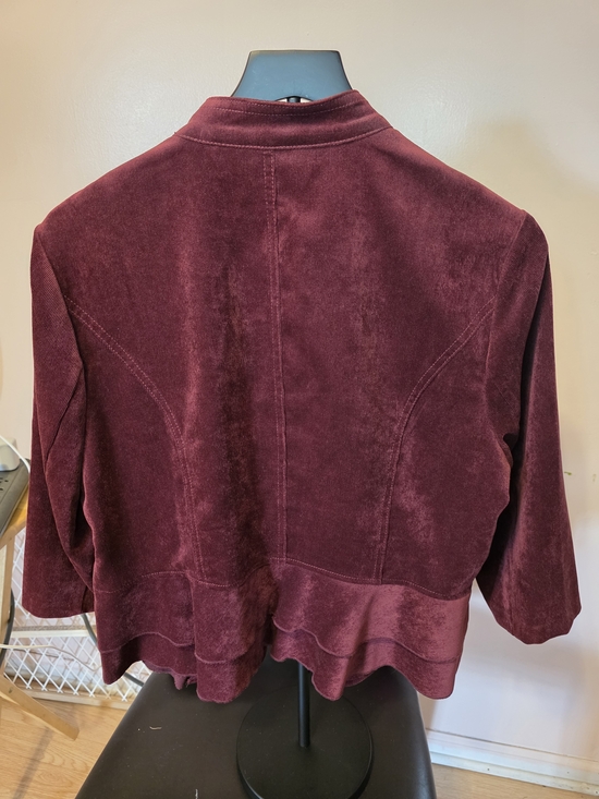 Roz & Ali Burgundy Suede-Textured Blazer - Picture 5 of 5